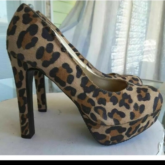 Mossimo Womens Pump Shoes Brown Cheetah Print - Picture 2 of 2